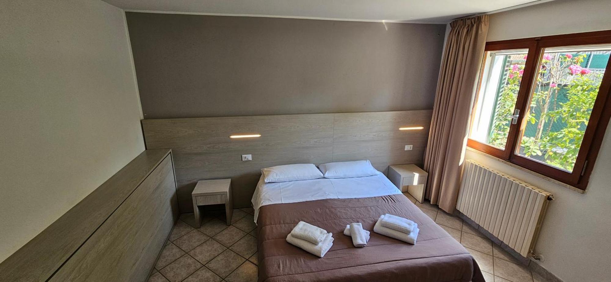 Regina Hotel E Ristorante Punta Marina Zewnętrze zdjęcie