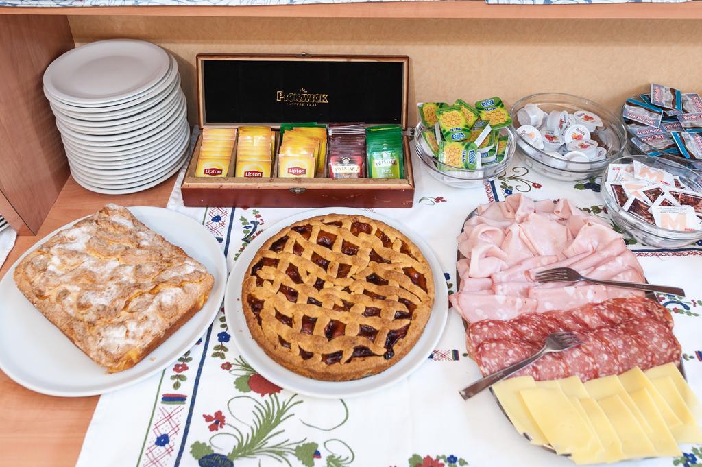 Regina Hotel E Ristorante Punta Marina Zewnętrze zdjęcie