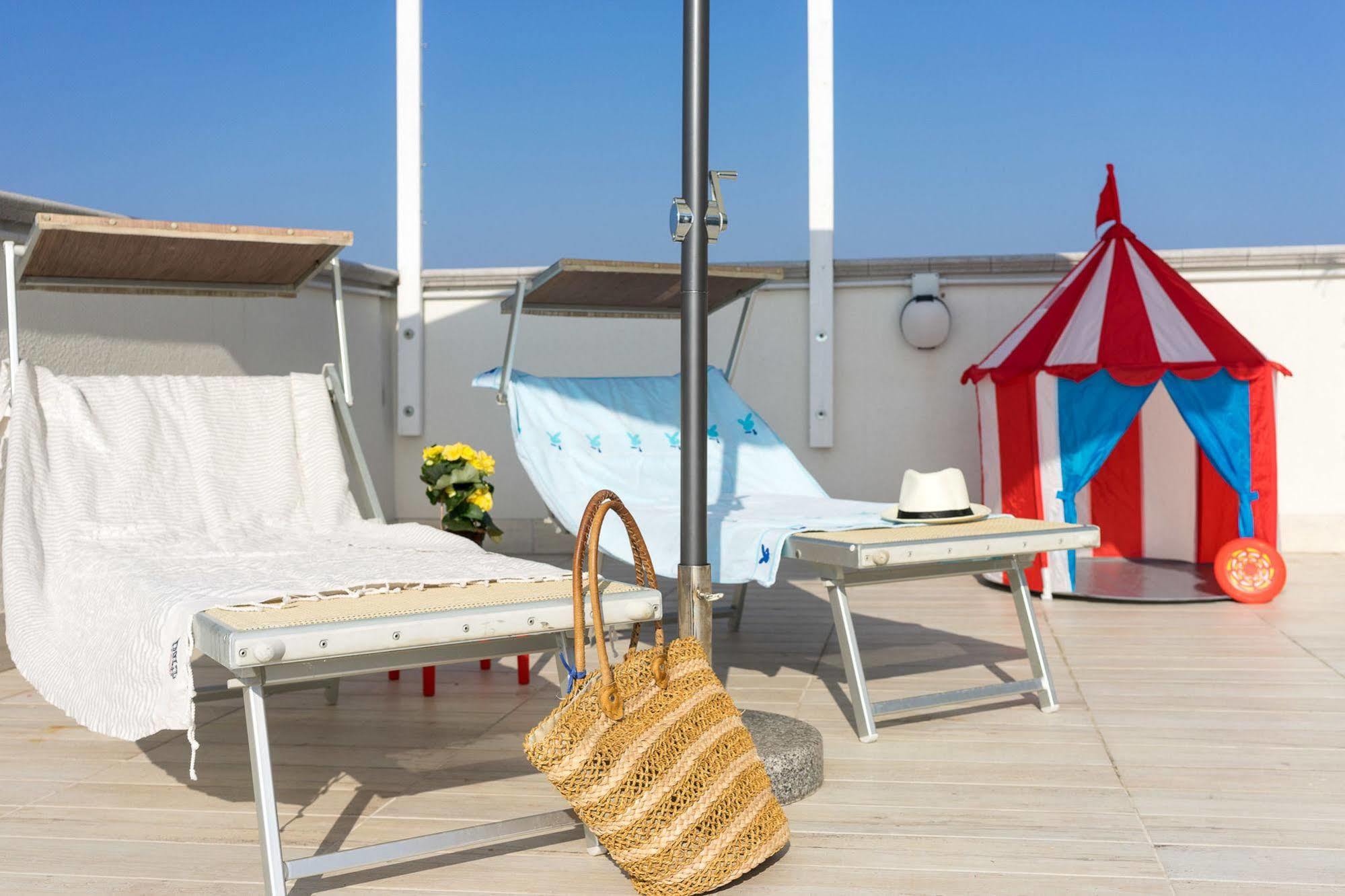 Regina Hotel E Ristorante Punta Marina Zewnętrze zdjęcie